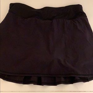 Lululemon 6 skirt